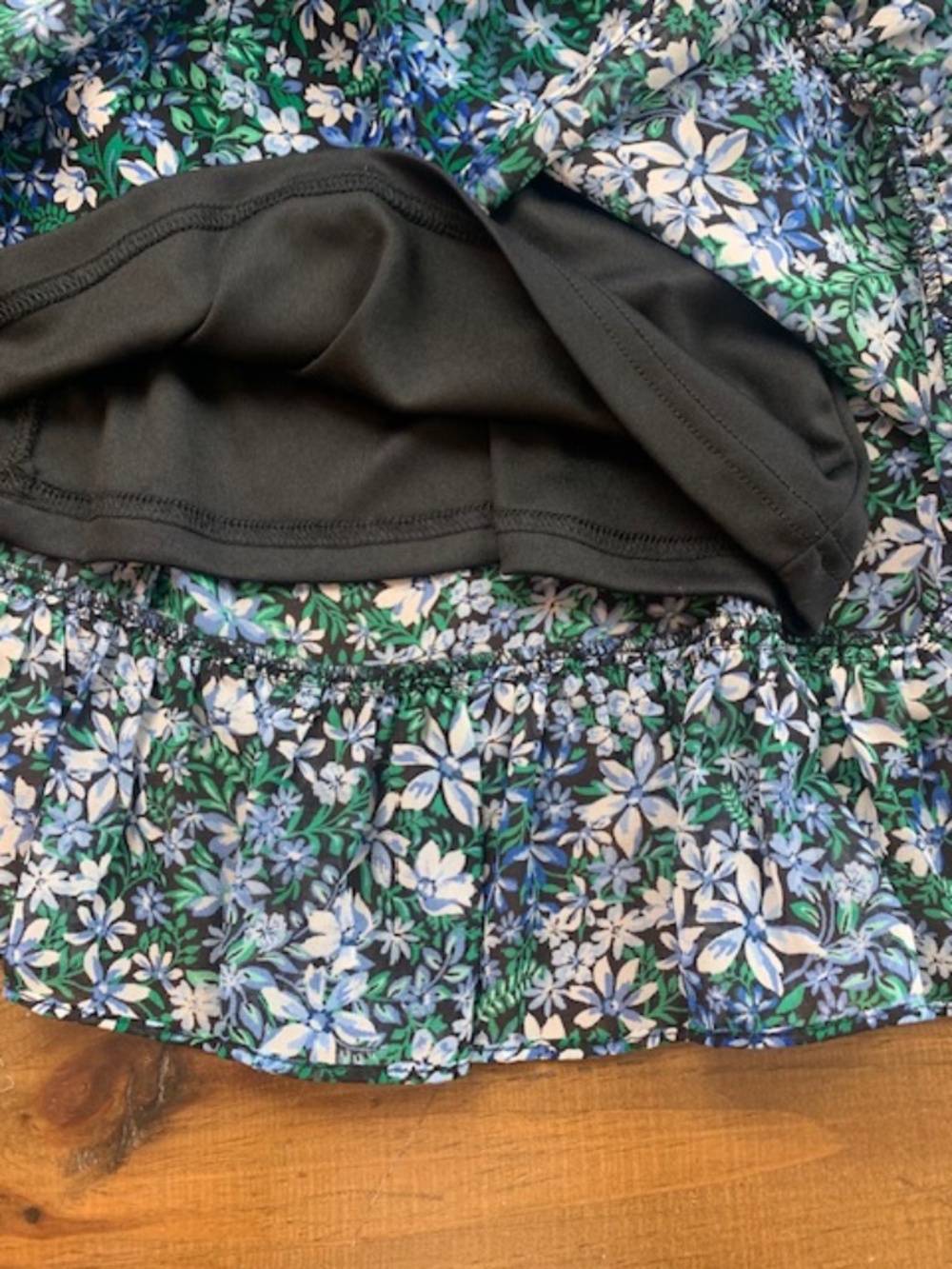 Karl Lagerfeld Paris Romantic Floral Tie Waist Ruffle Dress Women’s Sz 12 - Picture 8 of 10
